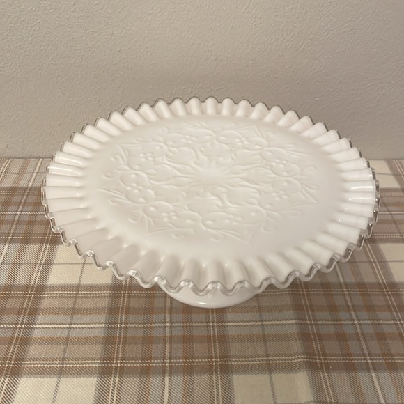 Fenton Silver Crest Ruffled Pedestal Cake Stand Serving Plate Hobnail Milk Glass - Picture 10 of 11